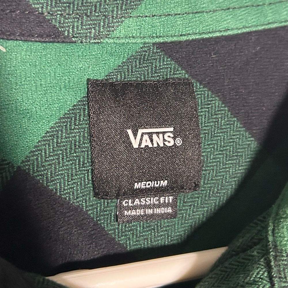 Vans Men's Green Black Checked Plaid Flannel Button Up Size Medium - Picture 8 of 10